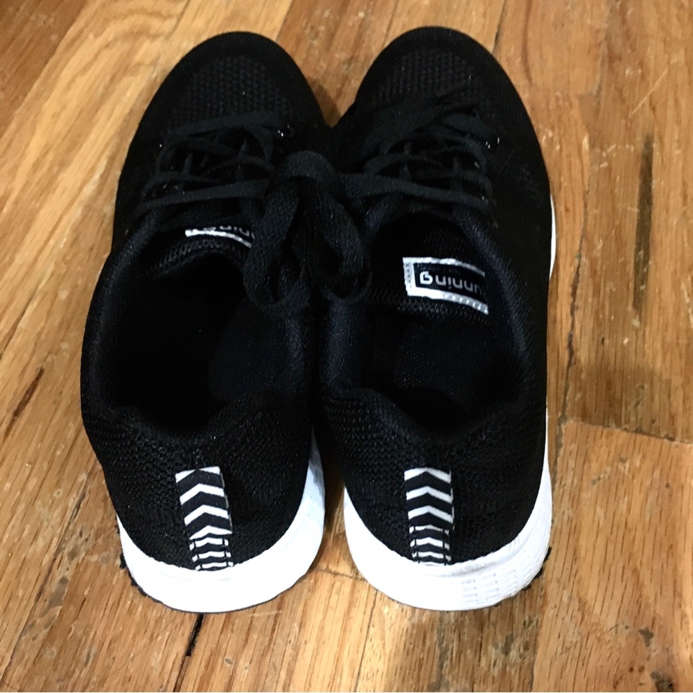 2 for $15 Party Host Appreciationšš¹HPx8š¹Breezy Breathable Running Sneakers - Picture 3 of 6
